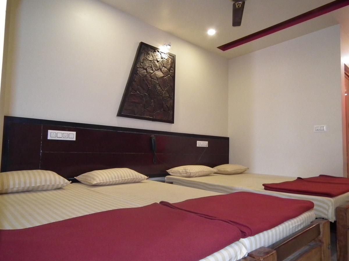 Galaxy Lodge Chikmagalūr Екстериор снимка