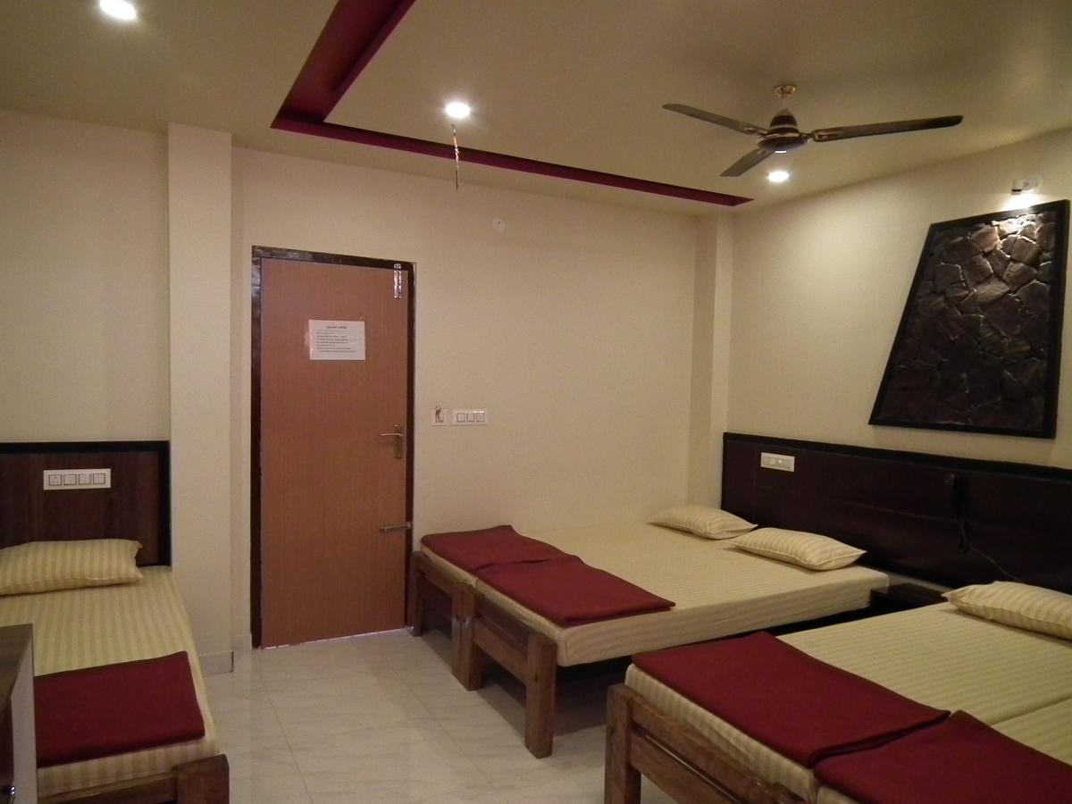 Galaxy Lodge Chikmagalūr Екстериор снимка